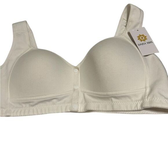 NWT Daisy Women's Cream Supportive Bra - Picture 3 of 10